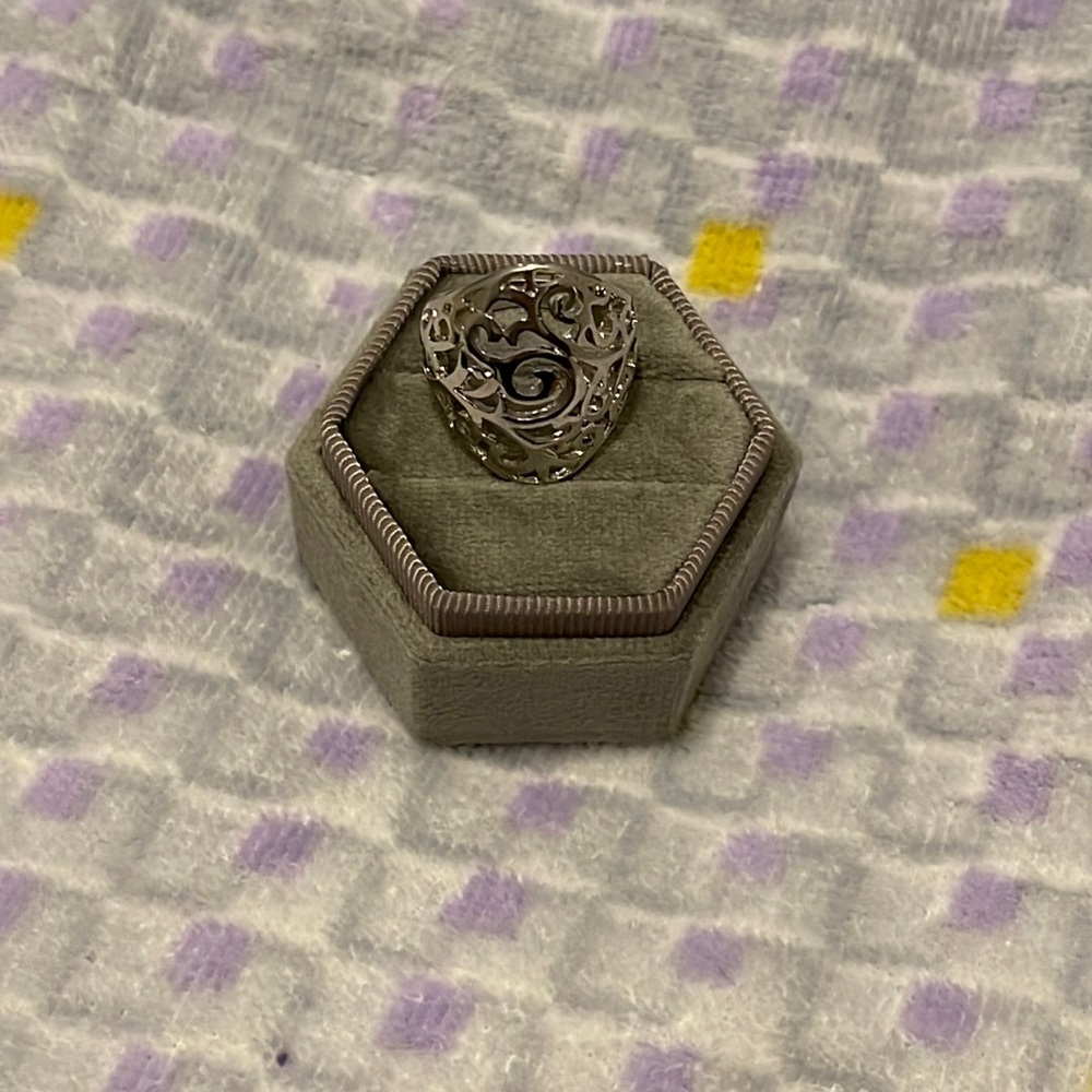 Fashion Ring